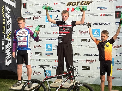Og pokaler i 2-timers MTB-løb
